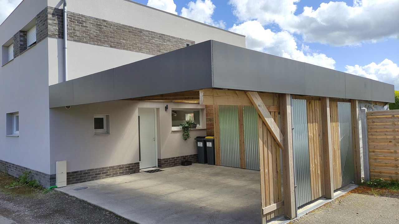 Photo of Outdoor in Hinges