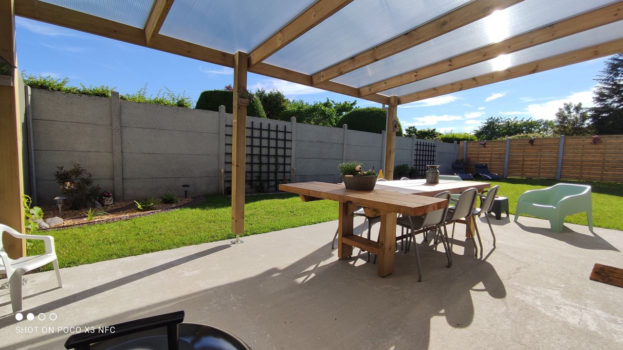 Photo of Outdoor in Hinges