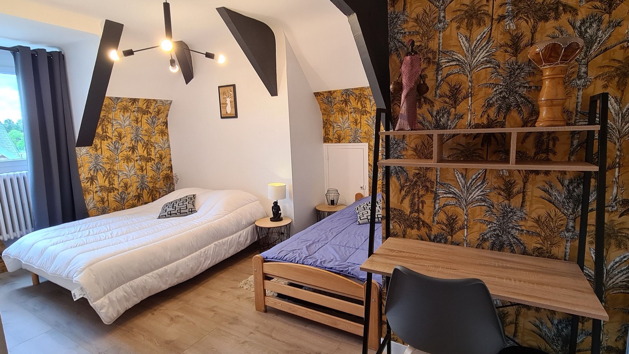 Photo of Bedroom in Pontorson