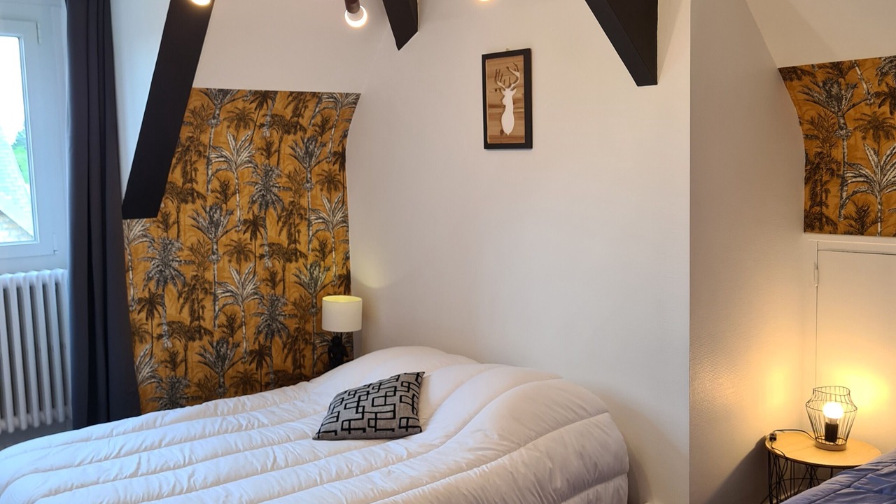 Photo of Bedroom in Pontorson