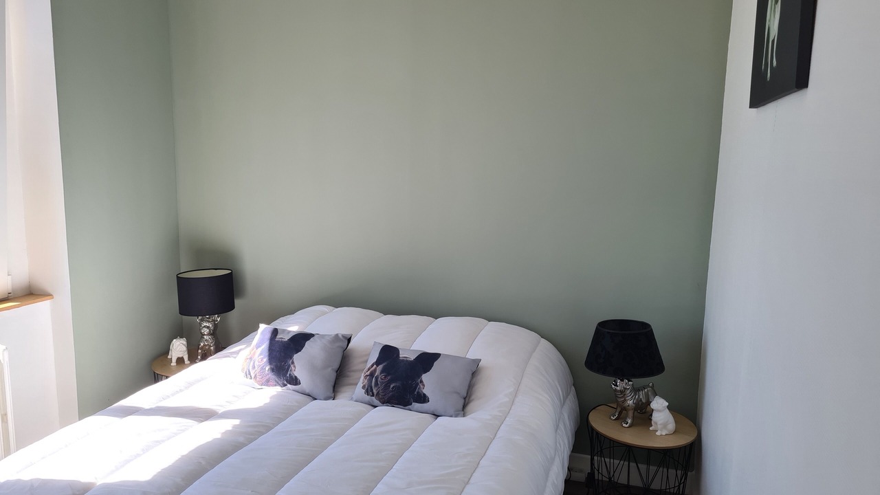 Photo of Bedroom in Pontorson