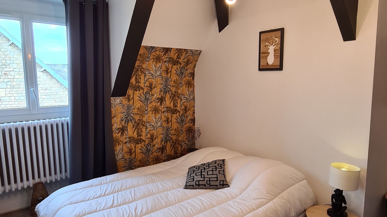 Photo of Bedroom in Pontorson