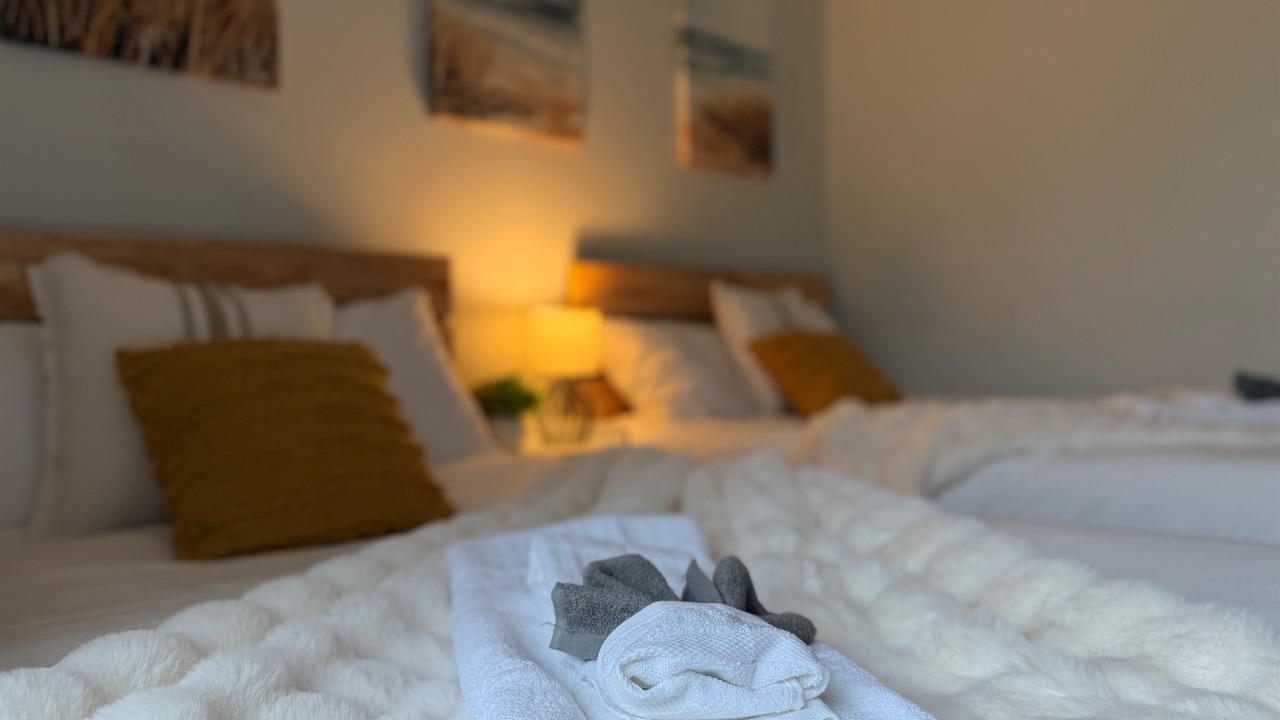 Photo of Bedroom in Netarts