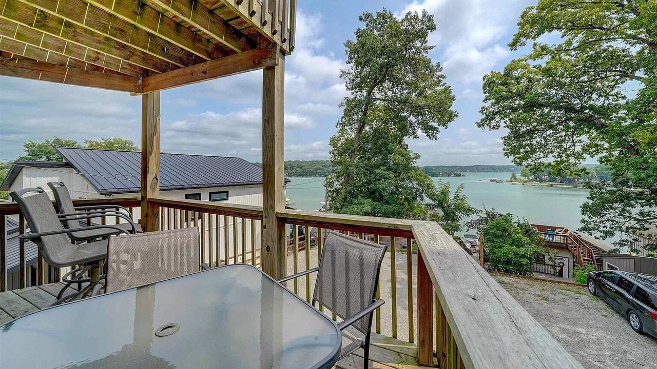 Photo of Outdoor in Lake James
