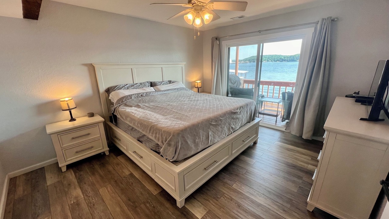 Photo of Bedroom in Lake Ozark