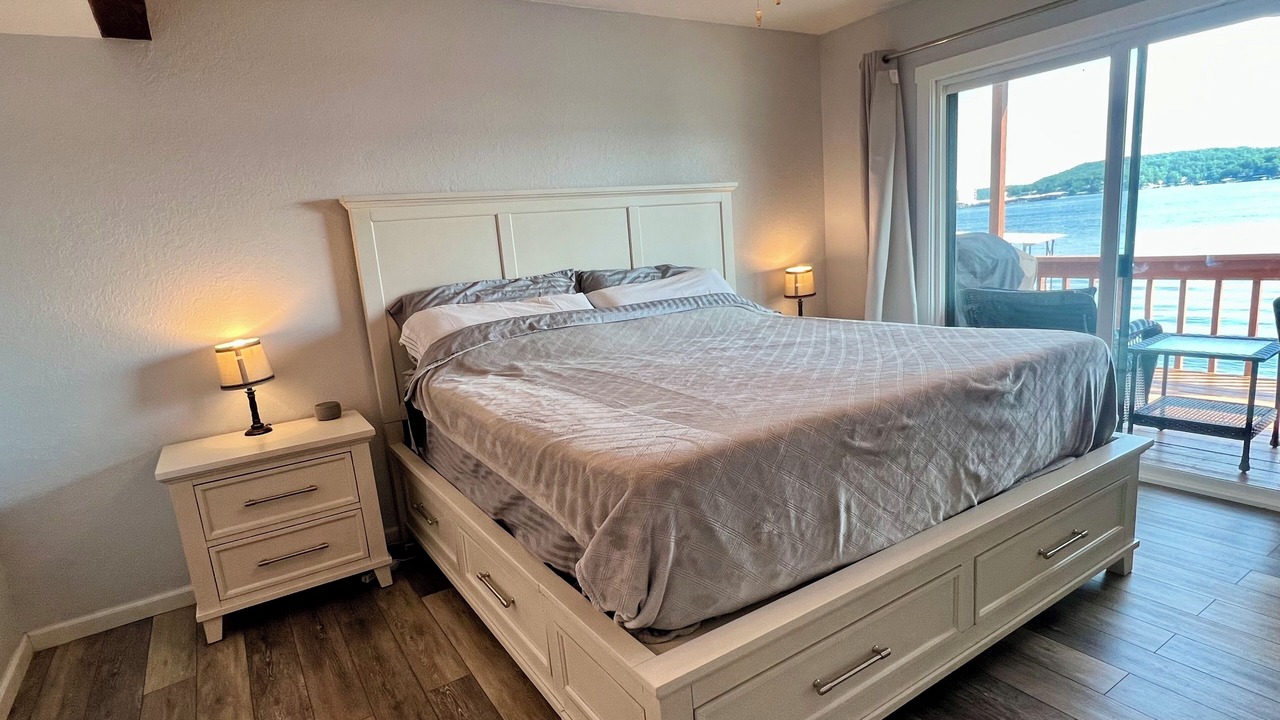 Photo of Bedroom in Lake Ozark