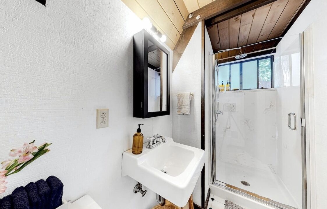Photo of Bathroom in Camp Connell