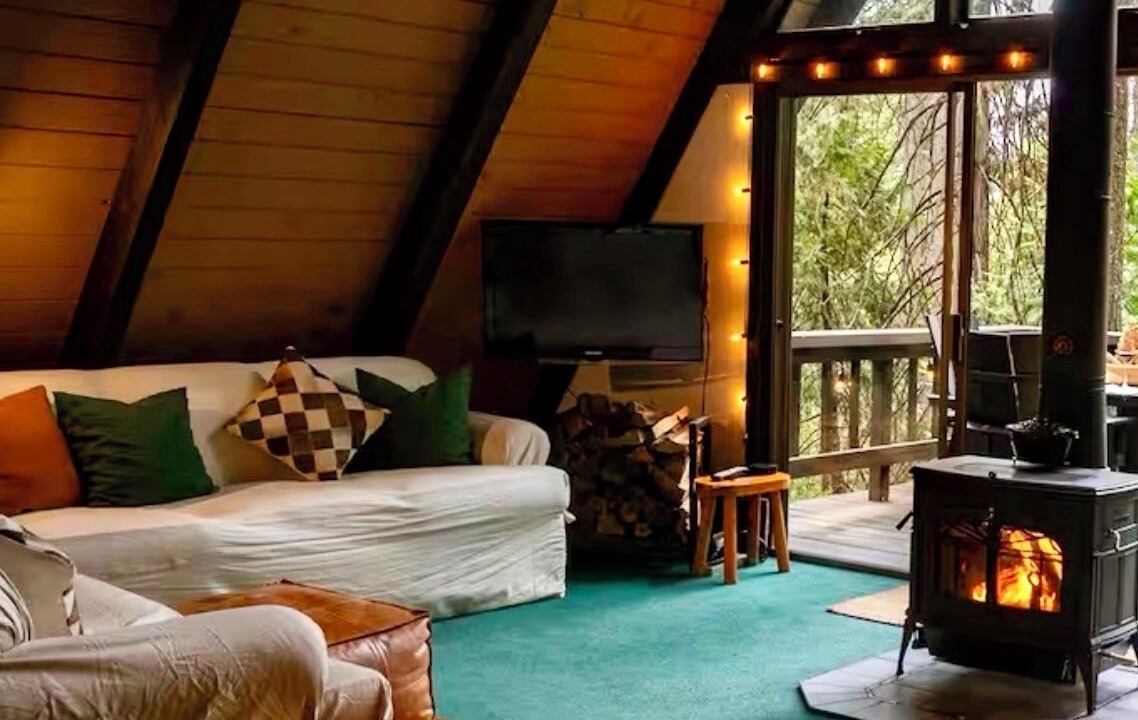 Photo of Livingroom in Camp Connell