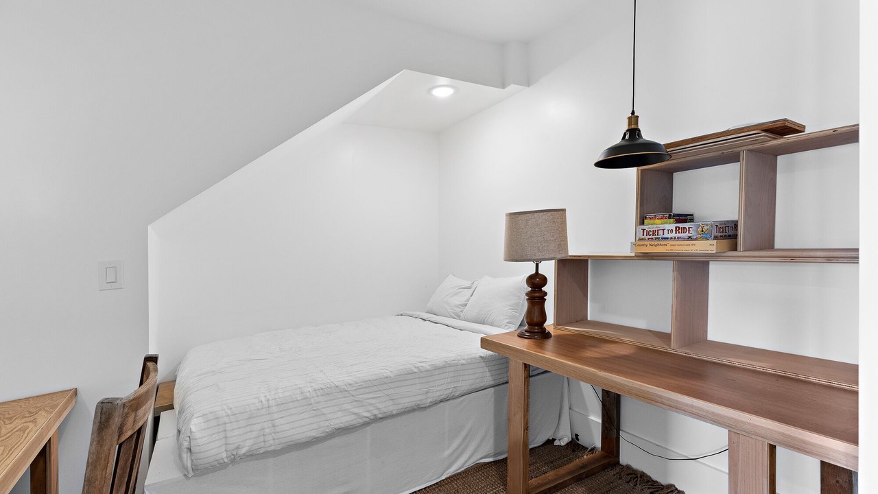 Photo of Bedroom in Reno County