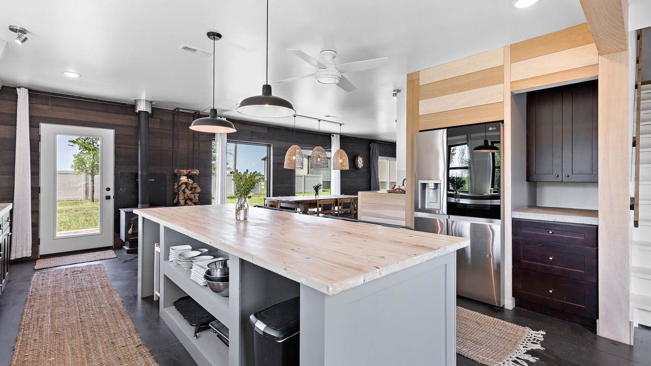 Photo of Kitchen in Reno County
