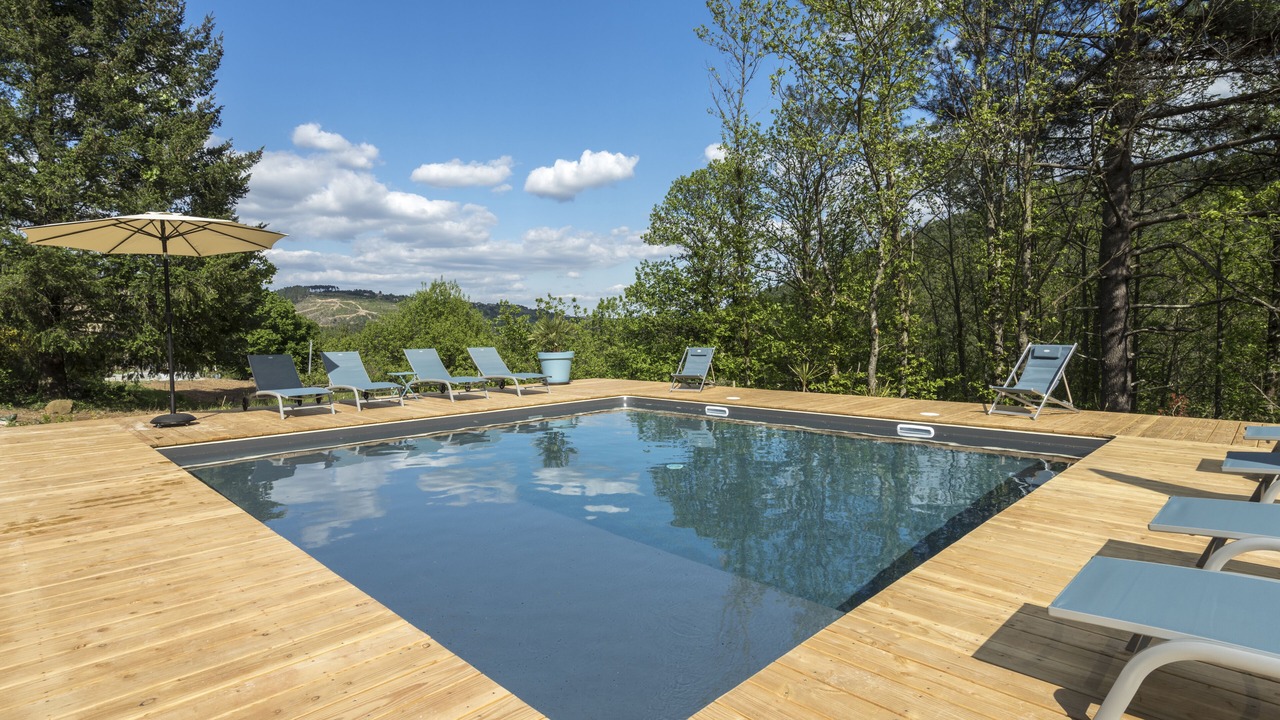 Photo of Outdoor in Ribes