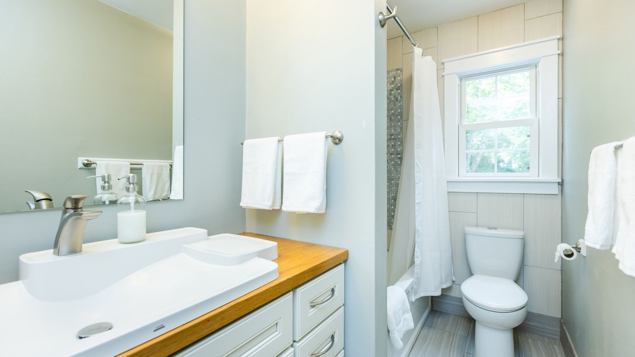 Photo of Bathroom in McAlpine