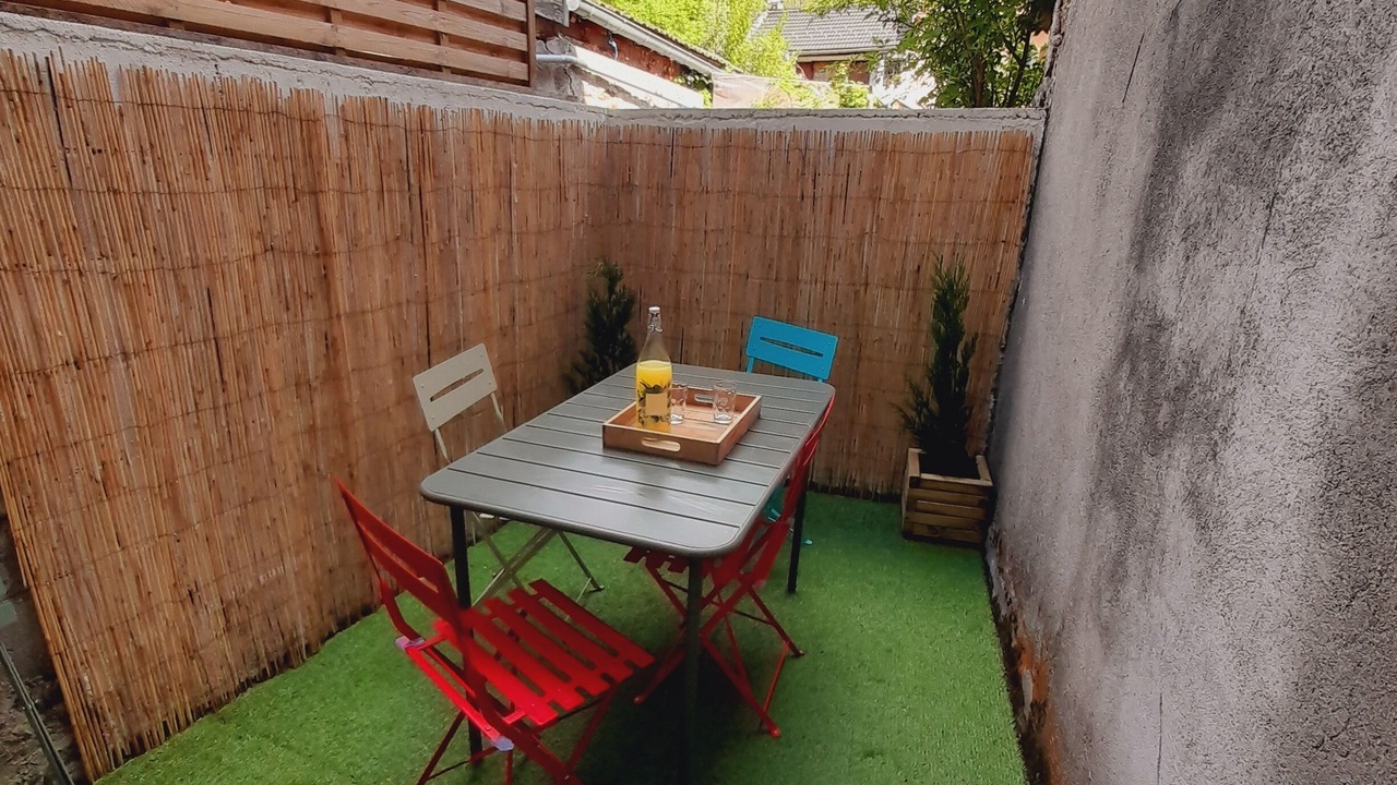 Photo of Outdoor in Saurat