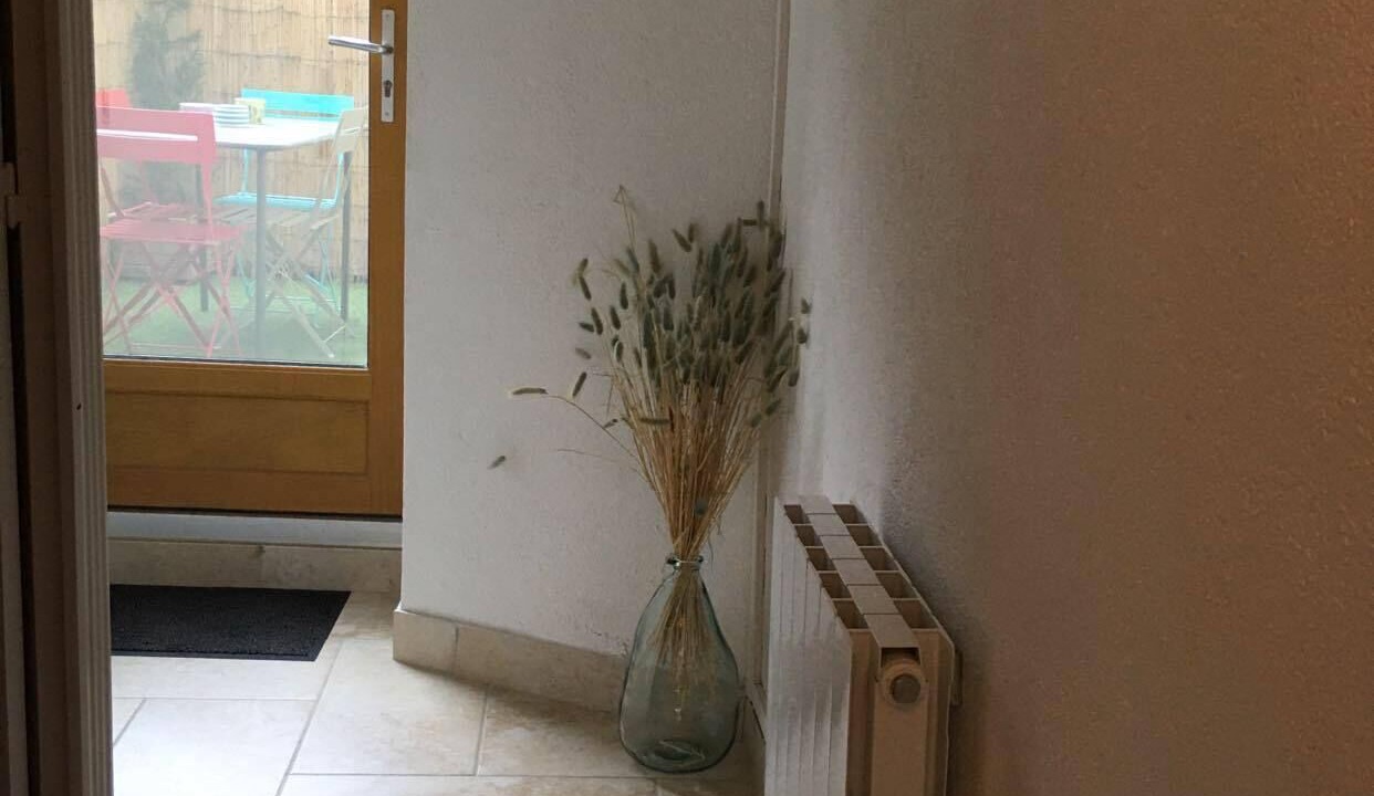 Photo of Others in Saurat