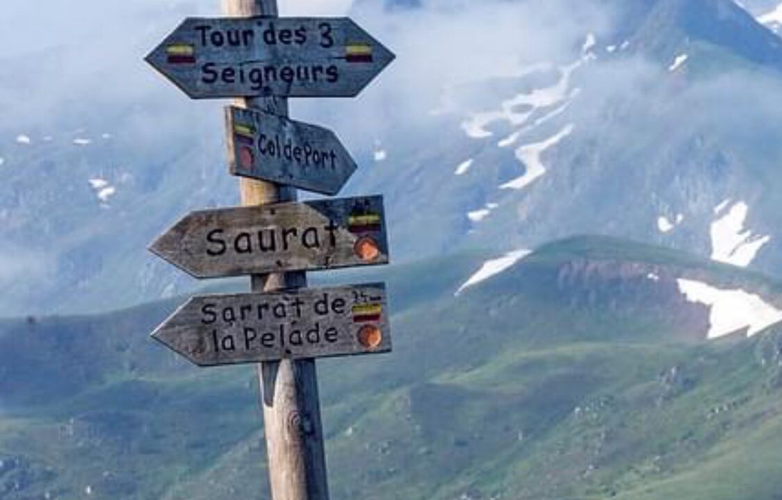 Photo of Others in Saurat