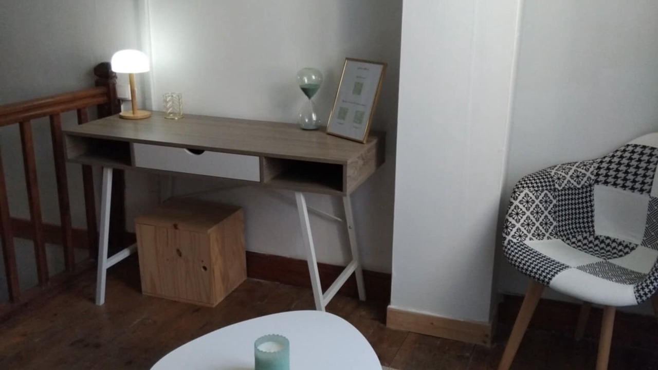 Photo of Others in Saurat