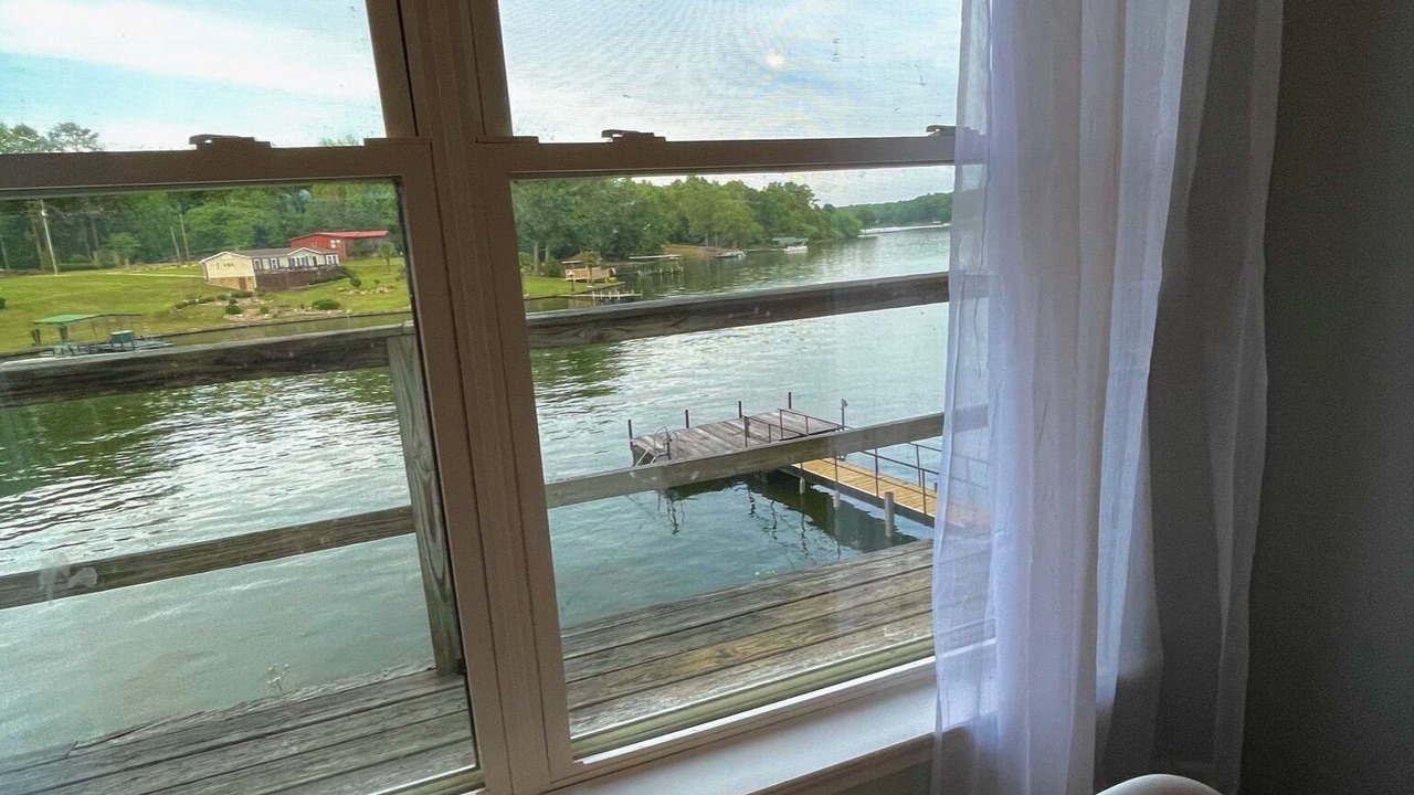 Photo of Others in Lake Secession