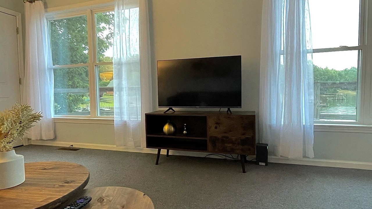 Photo of Others in Lake Secession