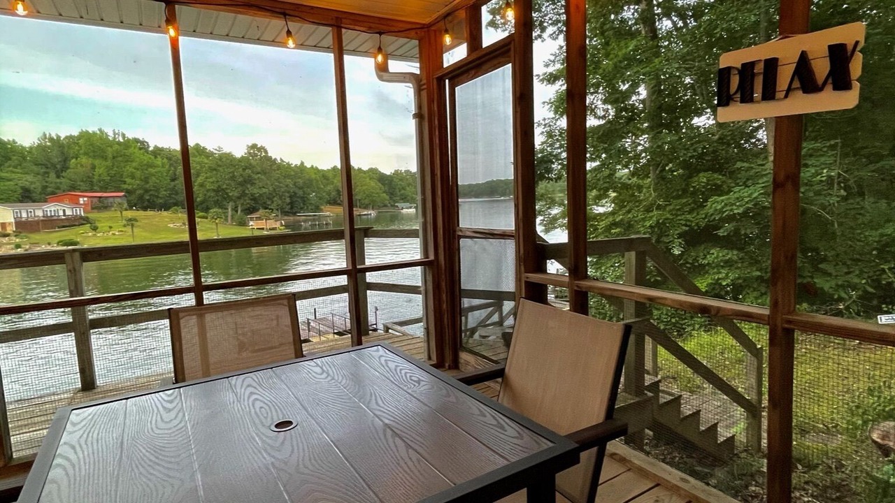 Photo of Others in Lake Secession