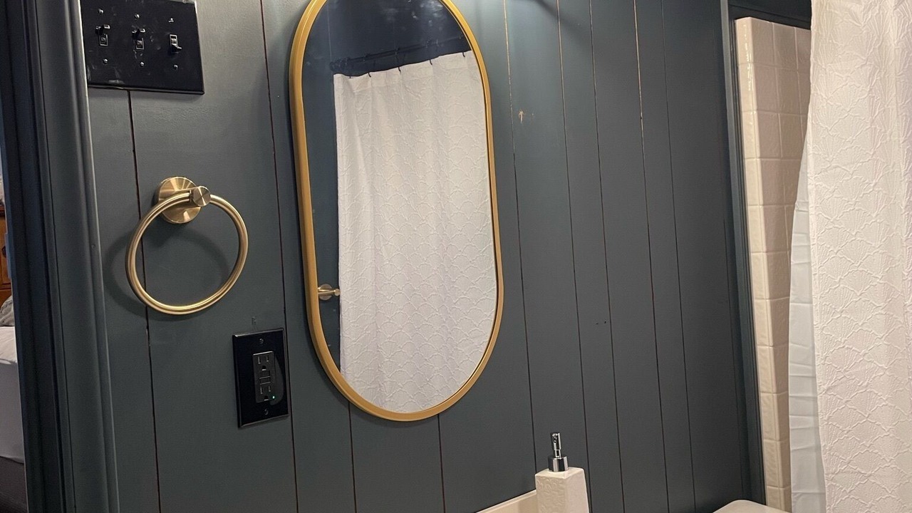 Photo of Bathroom in Lake Secession