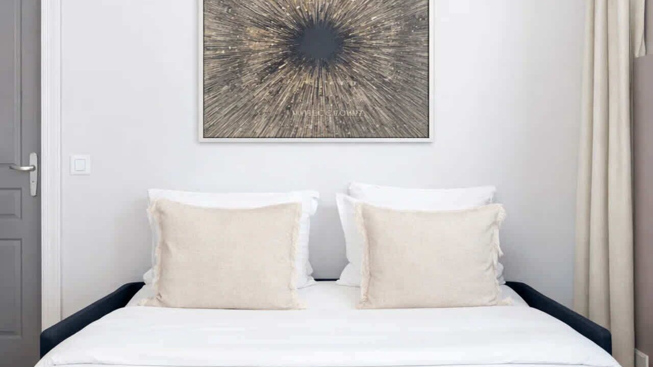 Photo of Bedroom in Saint-Lambert