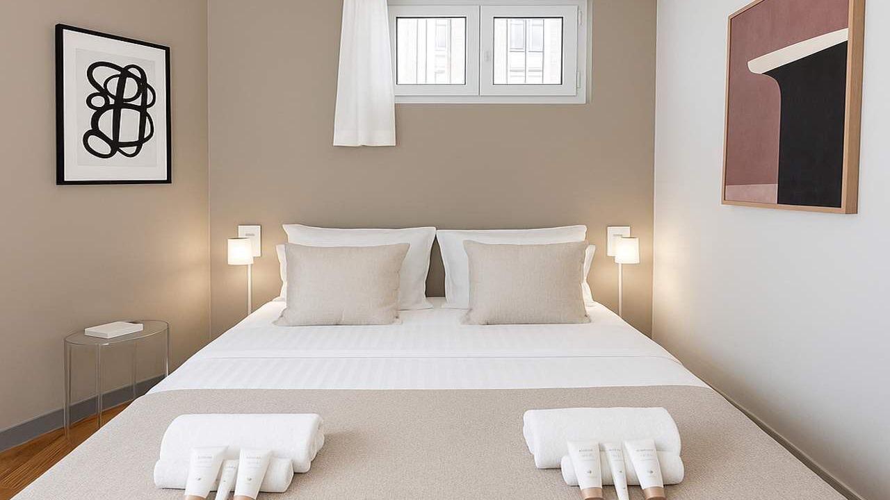 Photo of Bedroom in Saint-Lambert