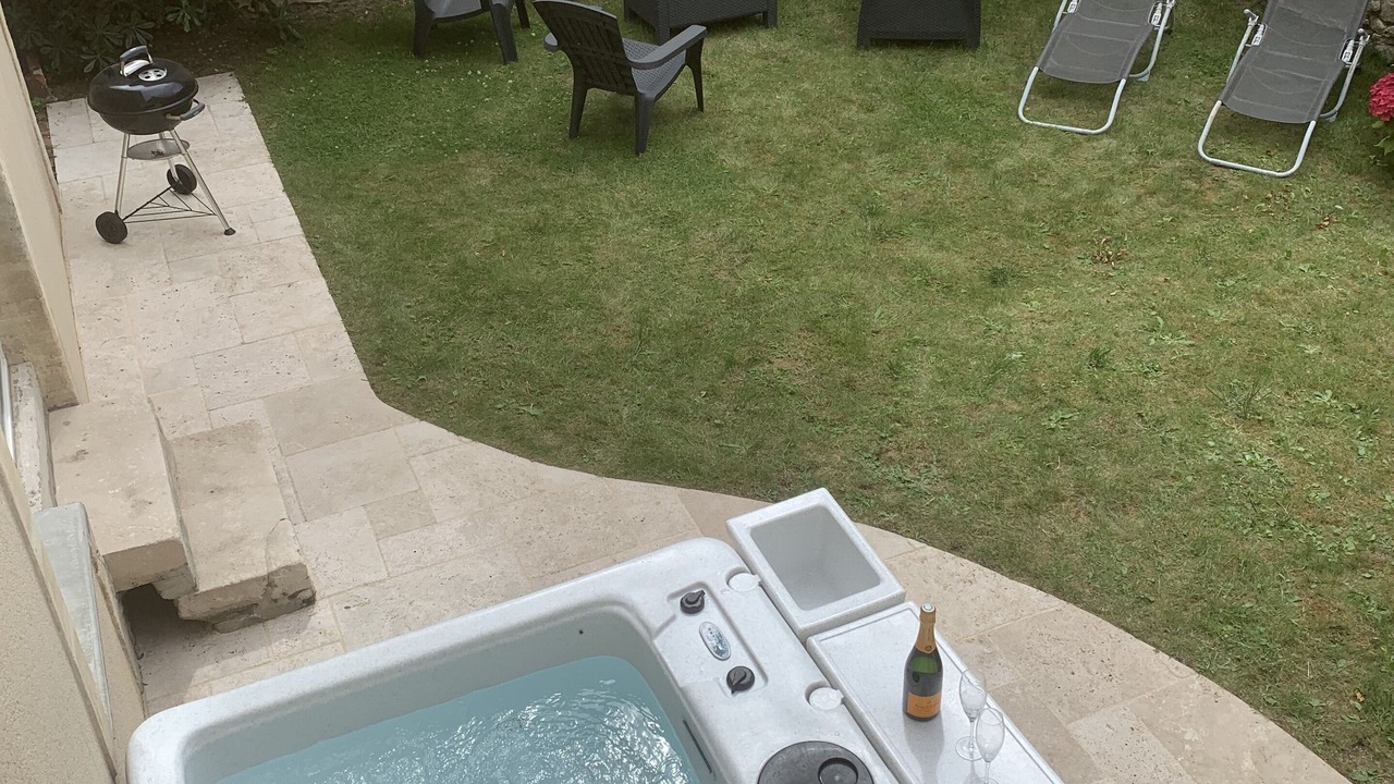 Photo of Patio Balcony in Bayeux