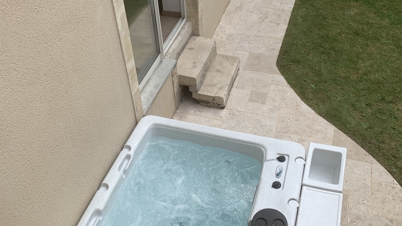 Photo of Patio Balcony in Bayeux