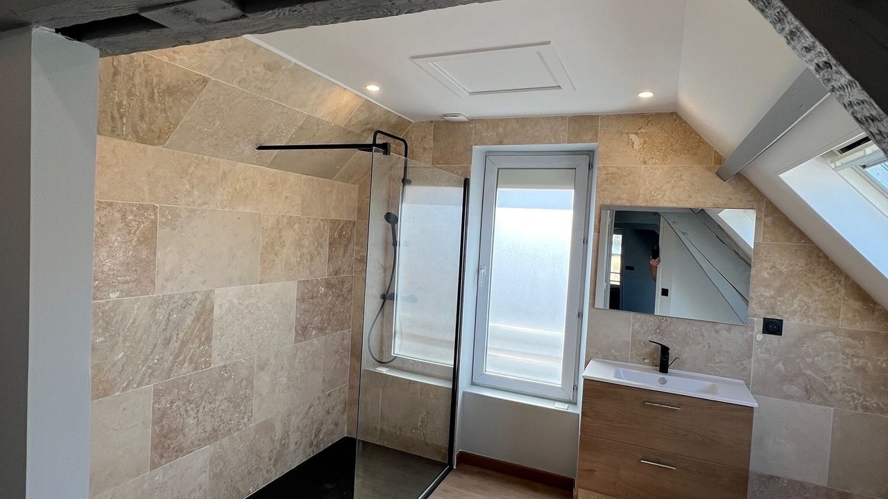 Photo of Bathroom in Bayeux