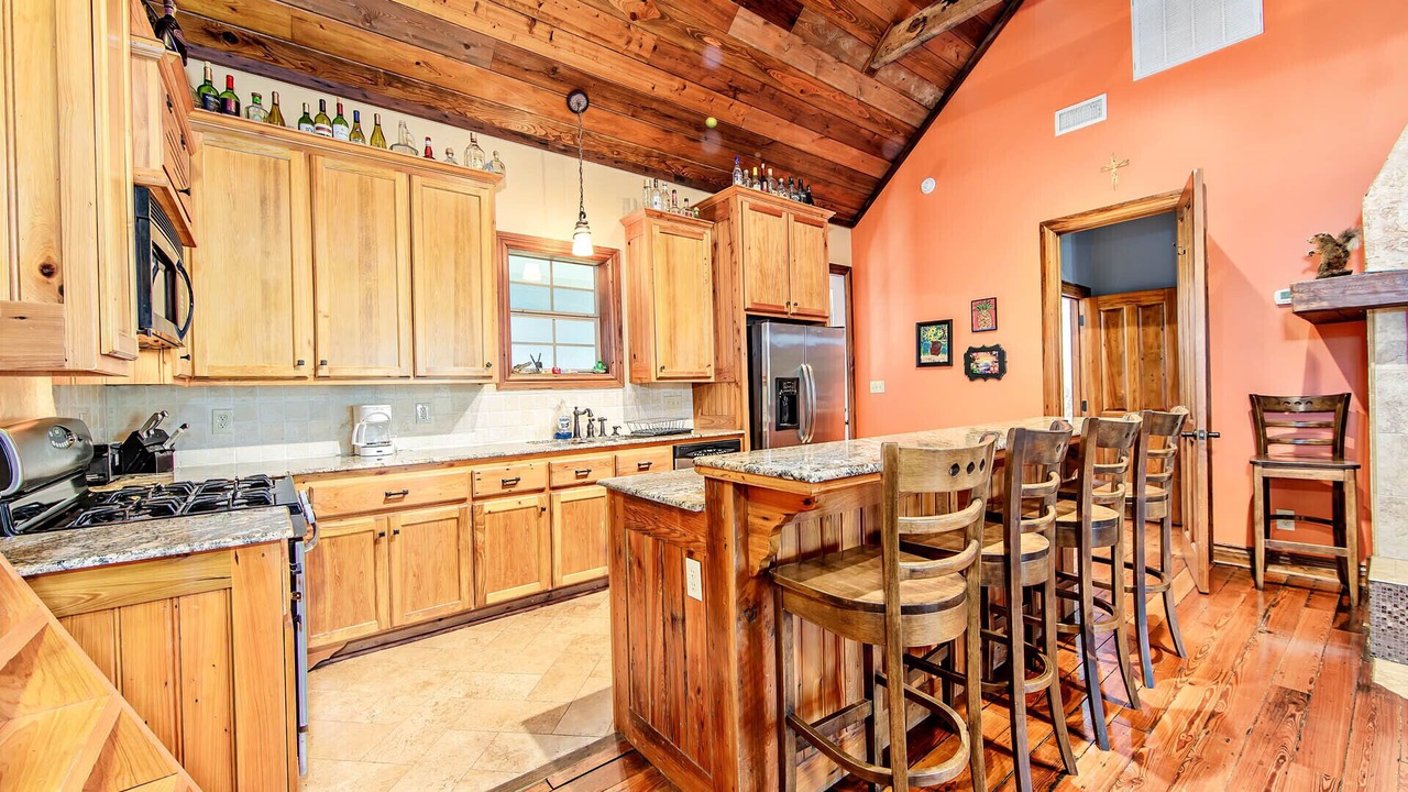 Photo of Kitchen in Pierre Part