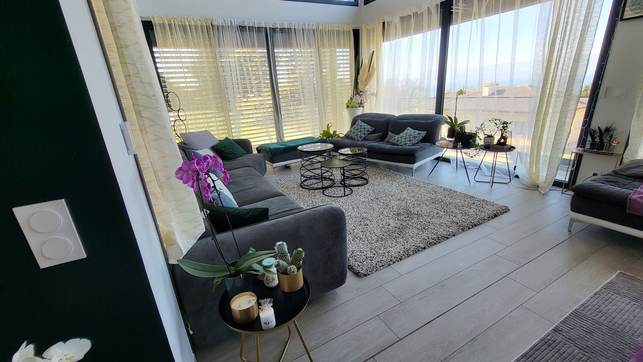 Photo of Livingroom in Publier