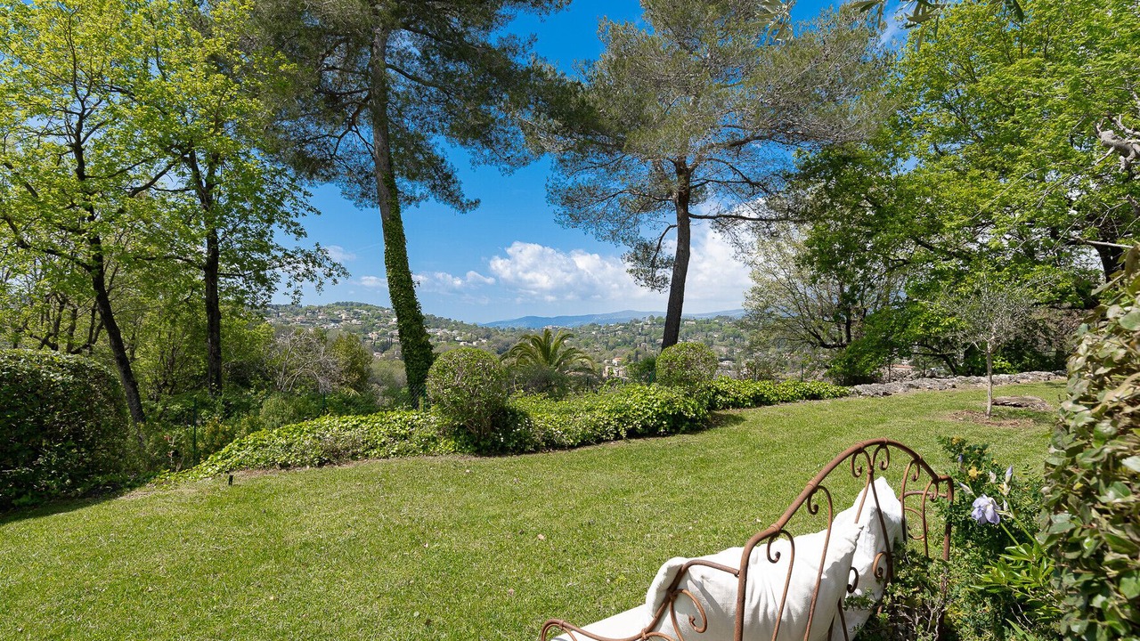 Photo of Others in Valbonne