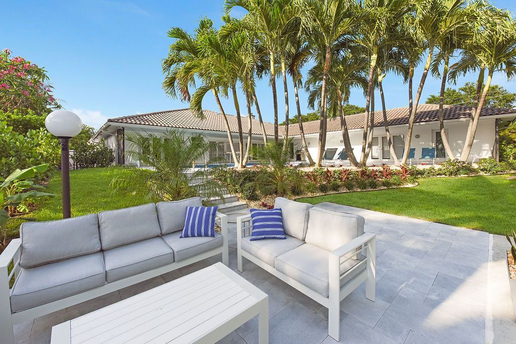 Photo of Others in Lake Ida Shores