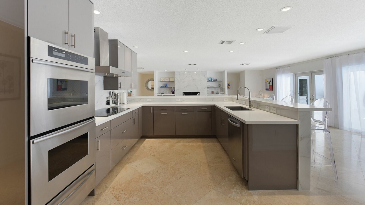 Photo of Others in Lake Ida Shores