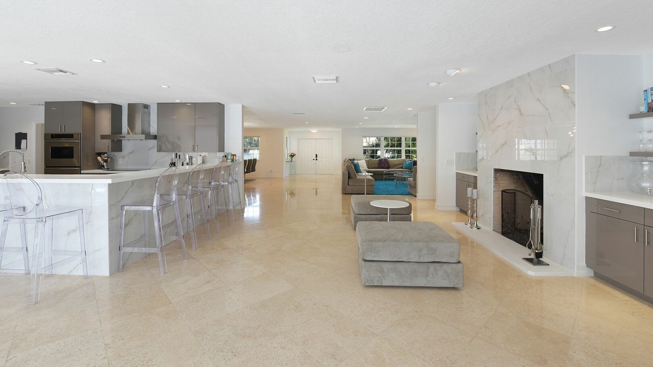 Photo of Others in Lake Ida Shores