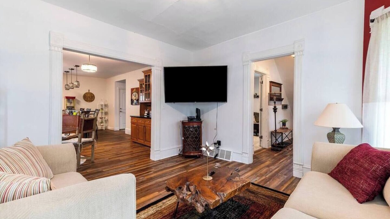 Photo of Livingroom in Elkhorn