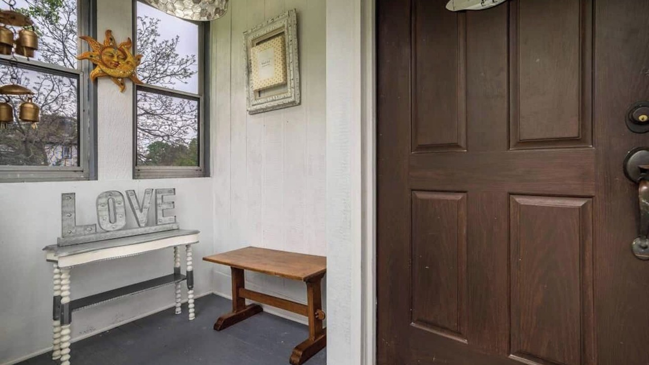 Photo of Bedroom in Elkhorn