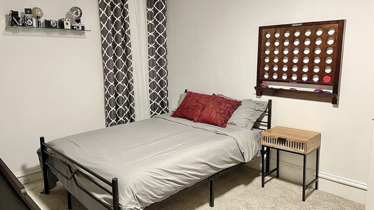 Photo of Bedroom in Elkhorn