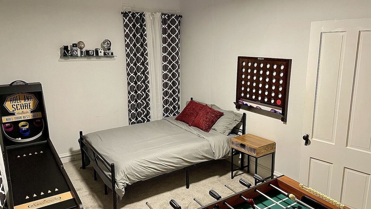 Photo of Bedroom in Elkhorn