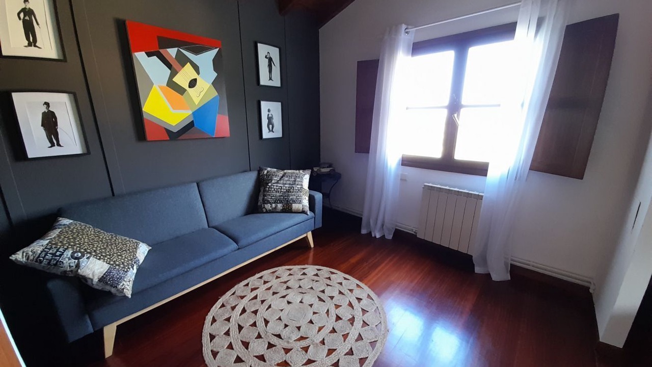 Photo of Livingroom in Llanes