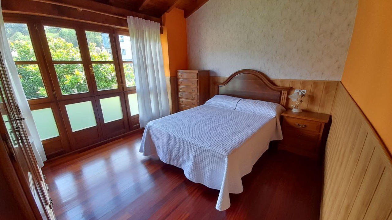 Photo of Bedroom in Llanes