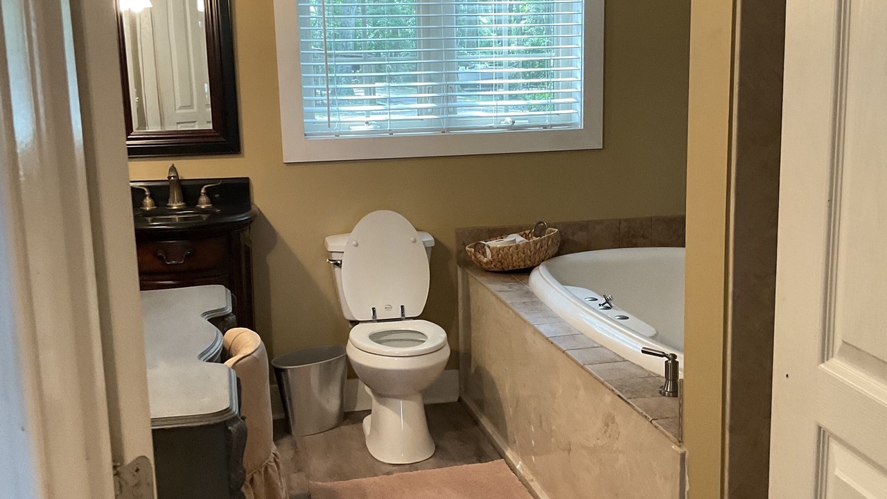 Photo of Bathroom in Richmond Hill