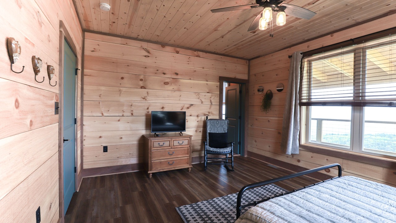Photo of Bedroom in Fishers Hill