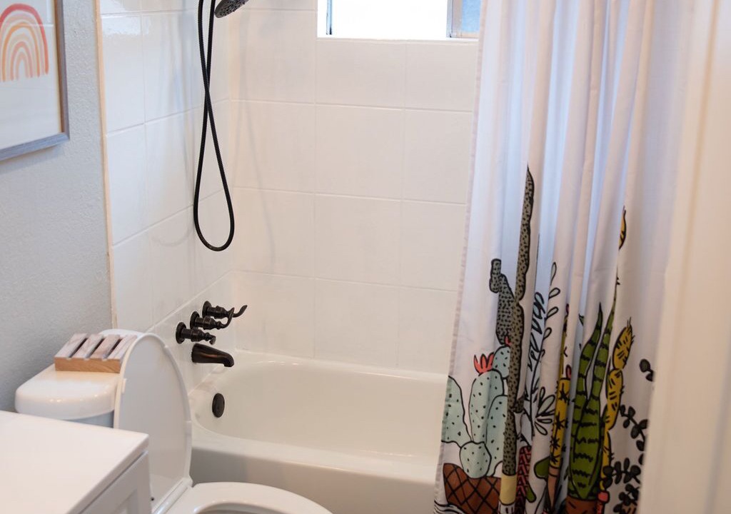 Photo of Bathroom in Johnston Terrace