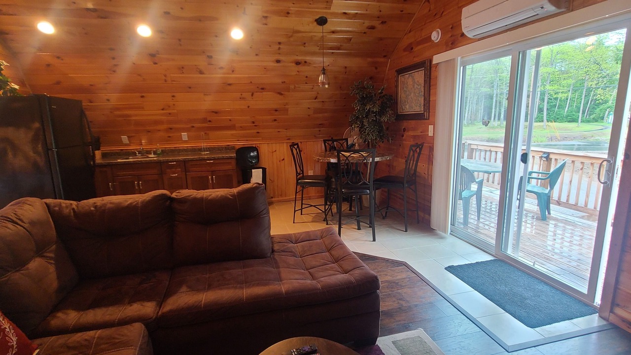 Photo of Livingroom in Moultonborough