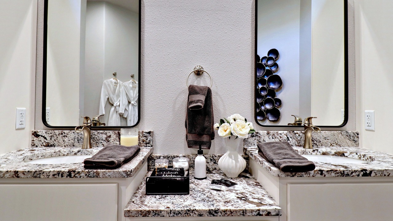 Photo of Bathroom in Eureka Springs
