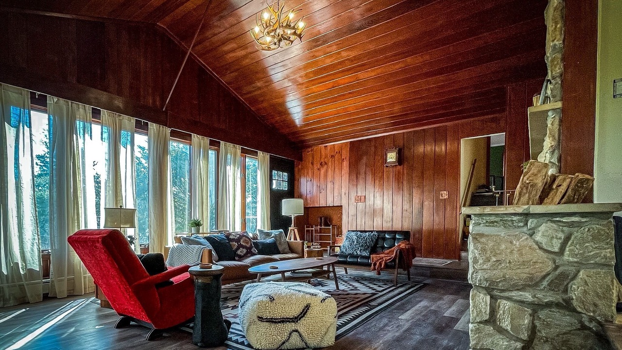 Photo of Livingroom in Hurley