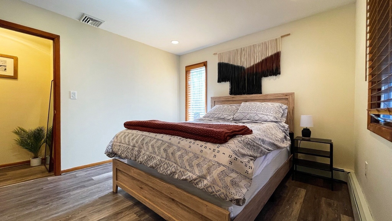 Photo of Bedroom in Hurley