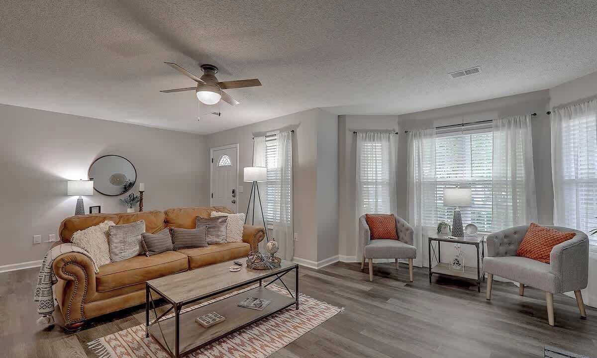 Photo of Livingroom in Summerville