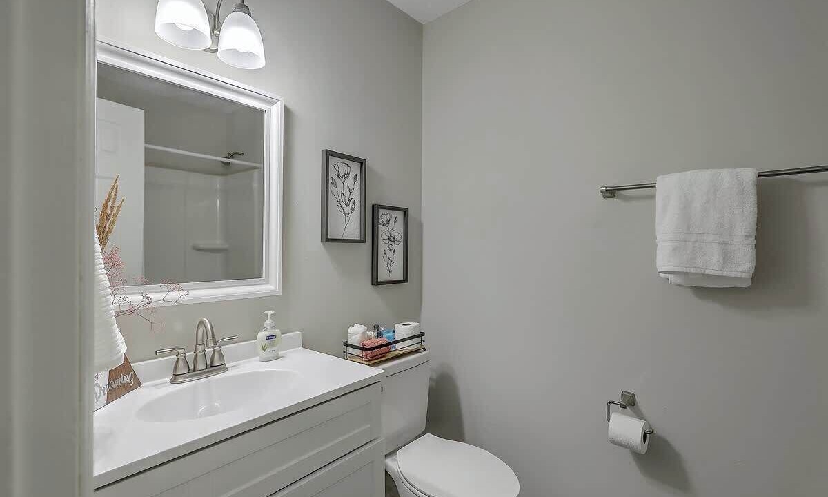 Photo of Bathroom in Summerville